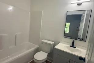 407 N King Ave, Dunn, NC 28334 - Photo 18