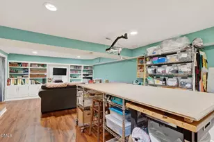 324 Glendale Dr, Chapel Hill, NC 27514 - Photo 8