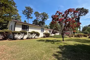 108 Oak St, Pine Level, NC 27568 - Photo 2