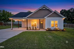 211 W Lewis St, Four Oaks, NC 27524 - Photo 2