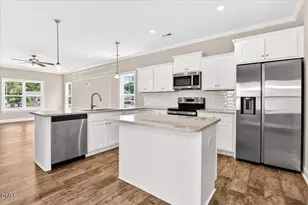 706 S Pollock St, Selma, NC 27576 - Photo 12