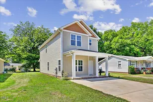 706 S Pollock St, Selma, NC 27576 - Photo 2