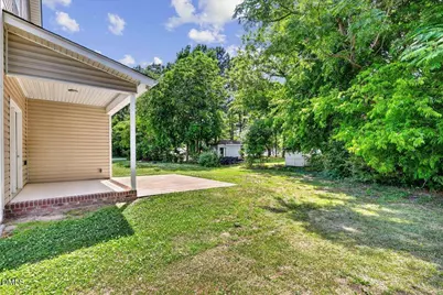 706 S Pollock Street, Selma, NC 27576 - Photo 24