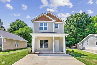 706 S Pollock Street, Selma, NC 27576 - Photo 1