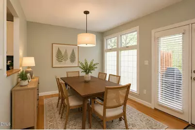 323 Columbia Place E, Chapel Hill, NC 27516 - Photo 8