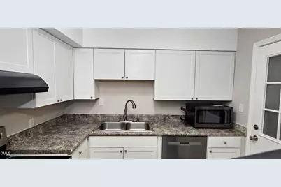 220 Elizabeth Street #A18, Chapel Hill, NC 27514 - Photo 2