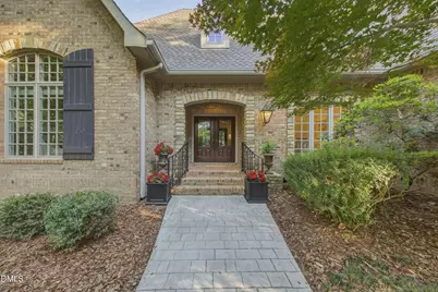 90028 Hoey, Chapel Hill, NC 27517 - Photo 2