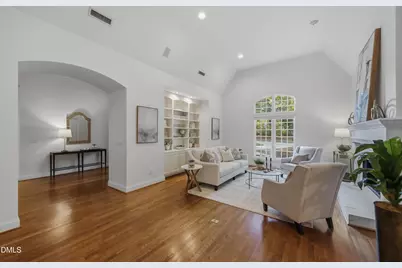 90028 Hoey, Chapel Hill, NC 27517 - Photo 6