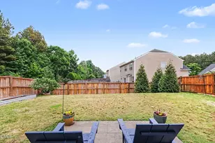 1115 High Fox Dr, Durham, NC 27703 - Photo 24