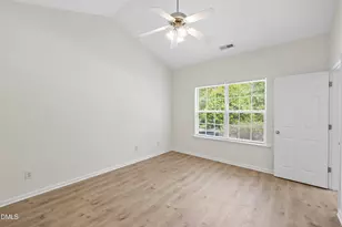 102 Anamoor Dr, Cary, NC 27513 - Photo 20