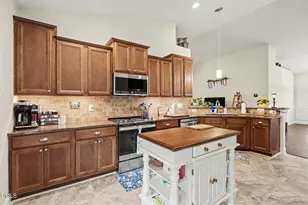 608 Sippihaw Oaks Dr, Fuquay Varina, NC 27526 - Photo 8