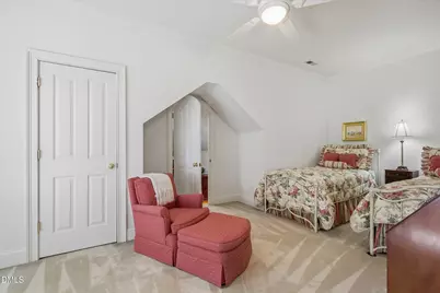 50013 Brogden, Chapel Hill, NC 27517 - Photo 32