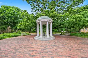 213 Hillsborough St, Chapel Hill, NC 27514 - Photo 32