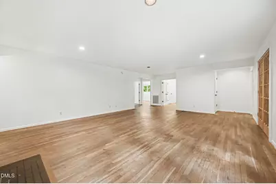 213 Hillsborough Street, Chapel Hill, NC 27514 - Photo 10