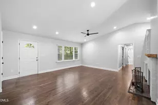 103 Nottingham Ln, Chapel Hill, NC 27517 - Photo 6