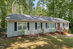 103 Nottingham Ln, Chapel Hill, NC 27517 - Photo 4