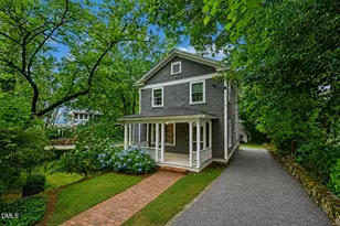 217 Hillsborough St, Chapel Hill, NC 27514 - Photo 1