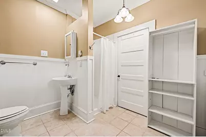 217 Hillsborough Street, Chapel Hill, NC 27514 - Photo 16