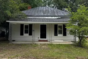 752 Nashville Rd, Rocky Mount, NC 27803 - Photo 2