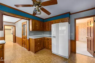 806 Cliftwood Dr, Siler City, NC 27344 - Photo 8