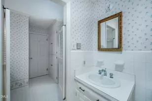 806 Cliftwood Dr, Siler City, NC 27344 - Photo 10