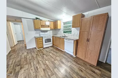 8187 Cleveland #B, Clayton, NC 27520 - Photo 4