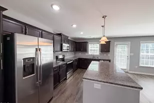 1805 Shady Knoll Ln, Fayetteville, NC 28314 - Photo 2