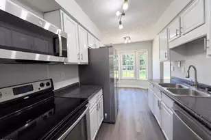 2577 Previs Rd, Fayetteville, NC 28306 - Photo 2