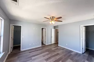 6005 Silkwater Ct, Raleigh, NC 27610 - Photo 4