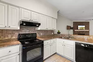 1403 Governors Ct, Raleigh, NC 27604 - Photo 16