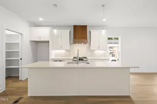 726 Powell Dr, Raleigh, NC 27606 - Photo 6