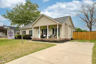 304 Sandy Knob Ln, Rocky Mount, NC 27803 - Photo 2