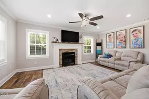 1103 Greenwood Dr, Burlington, NC 27217 - Photo 18