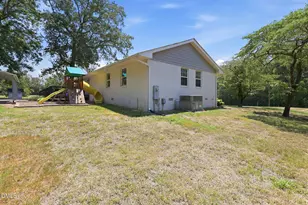 1103 Greenwood Dr, Burlington, NC 27217 - Photo 10