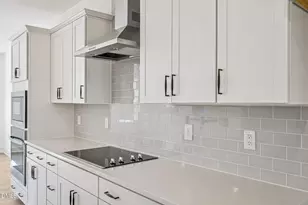 10915 Bayflower Wy, Raleigh, NC 27617 - Photo 10