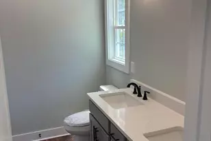 306 S Washington Ave, Dunn, NC 28334 - Photo 14