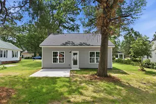 306 S Washington Ave, Dunn, NC 28334 - Photo 4