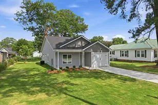 306 S Washington Ave, Dunn, NC 28334 - Photo 2