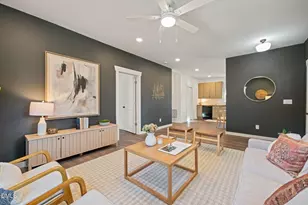 207 W Holt St, Burlington, NC 27217 - Photo 6