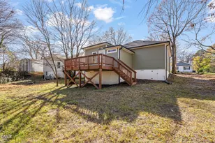 207 W Holt St, Burlington, NC 27217 - Photo 24