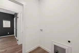 207 W Holt St, Burlington, NC 27217 - Photo 22