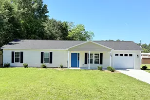 360 Oak St, Roseboro, NC 28382 - Photo 2
