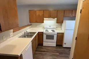 2905 Faversham Pl, Raleigh, NC 27604 - Photo 6