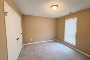 104 Arbuckle Ln, Cary, NC 27511 - Photo 4