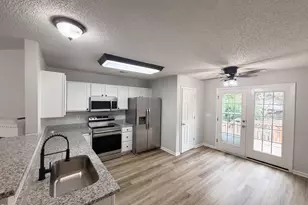 2100 Walnut Ridge Ct, Raleigh, NC 27610 - Photo 2