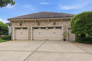 305 Hidden Lake Dr, Youngsville, NC 27596 - Photo 6
