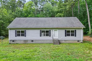 126 Hunter Rd, Henderson, NC 27537 - Photo 1