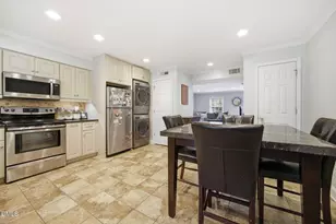 1250 Jamestown Ct, Cary, NC 27511 - Photo 10