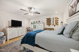 1250 Jamestown Ct, Cary, NC 27511 - Photo 14