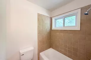 807 Beverly Dr, Raleigh, NC 27610 - Photo 12